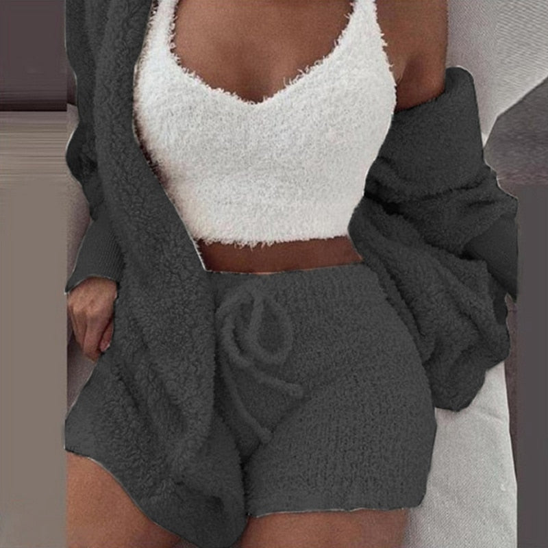 Cosy Knit Loungewear Set – 3-Piece Velvet Pyjama Set for Women