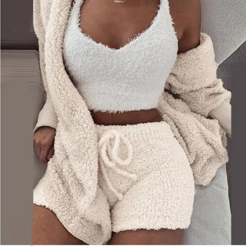 Cosy Knit Loungewear Set – 3-Piece Velvet Pyjama Set for Women